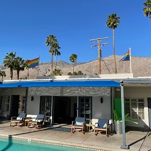 Desert Paradise Gay Mens Clothing Optional Resort Palm Springs